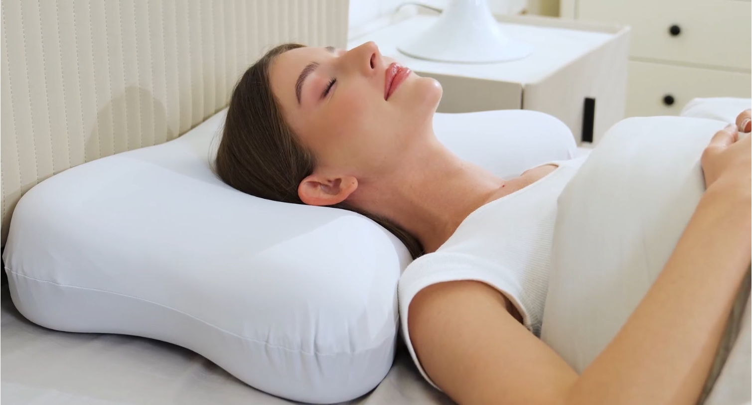 『お値下げしました‼️』WHO IS SLEEPING ON MY PILLOW お値下げしました‼️』WHO IS SLEEPING ON MY PILLOW